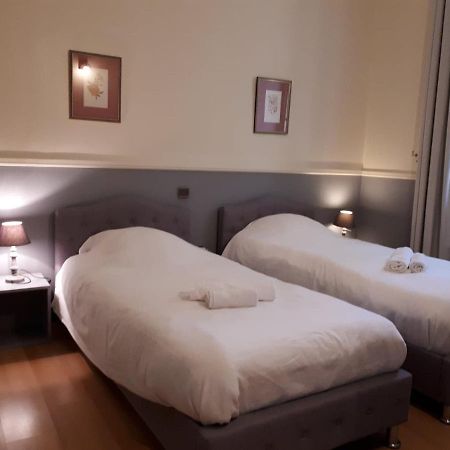 Appartement 7 Château des Gipières Montbrun-les-Bains Esterno foto